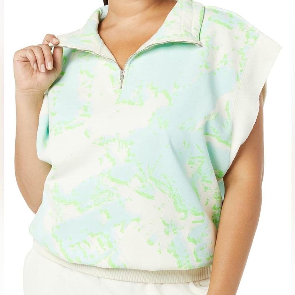 Making The Cut Women's Standard Drop Sleeve Boxy Half Zip